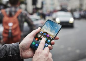 google-to-start-charging-whatsapp-users-for-backing-up-messages-–-7news