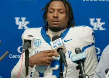 fb-–-coach-white-jj-weaver-post-louisville-on-vimeo