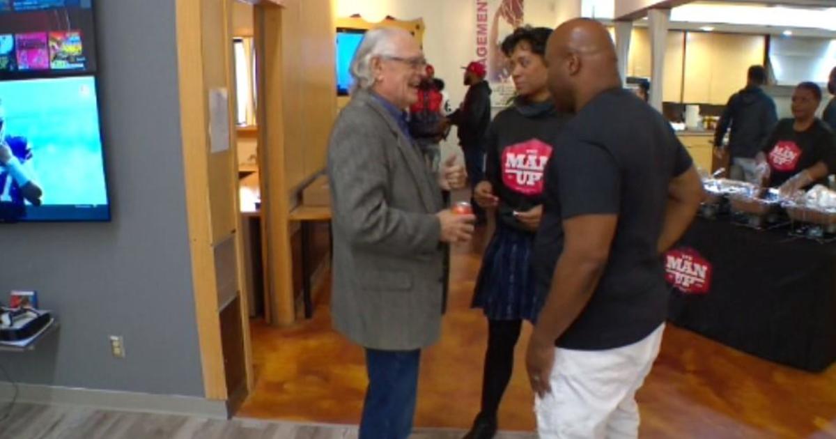 the-man-up-club-is-opening-its-doors-with-the-aim-to-mentor-youth-–-cbs-minnesota