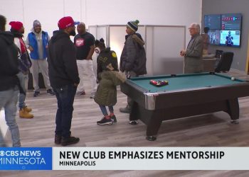 a-new-minneapolis-clubhouse-is-aimed-at-mentoring-african-american-youth-–-cbs-news