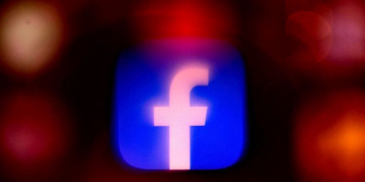 facebook-has-a-gigantic-pedophilia-problem-–-yahoo-news
