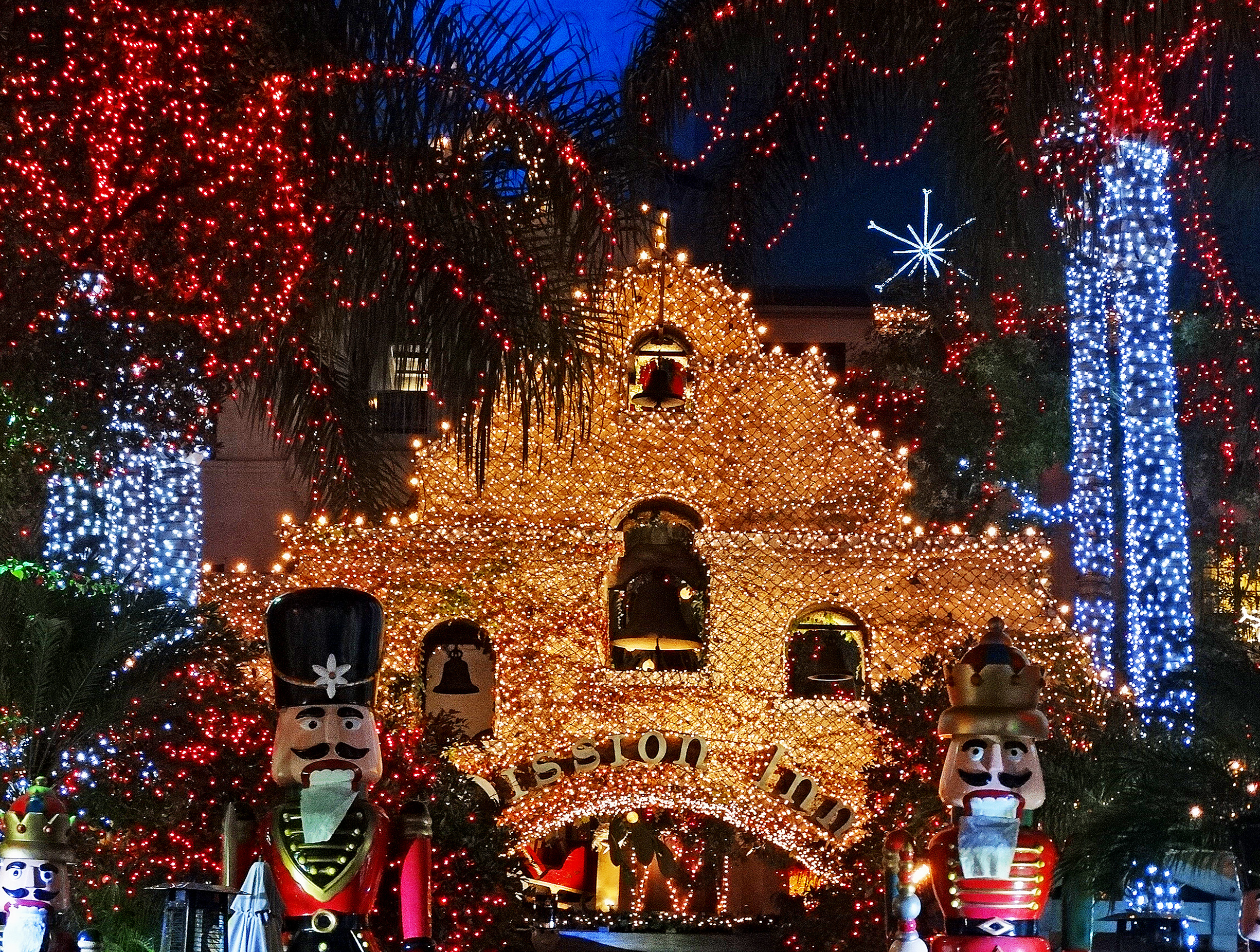 my-riverside-christmas-–-highlander