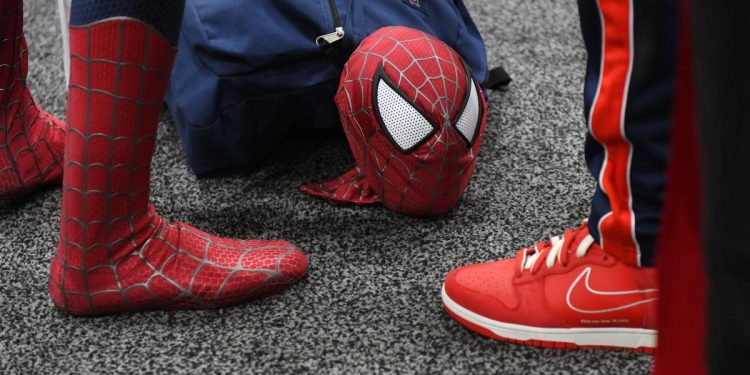 suspect-arrested-after-snapchat-video-showed-man-in-spider-man-costume-asking-minors-…