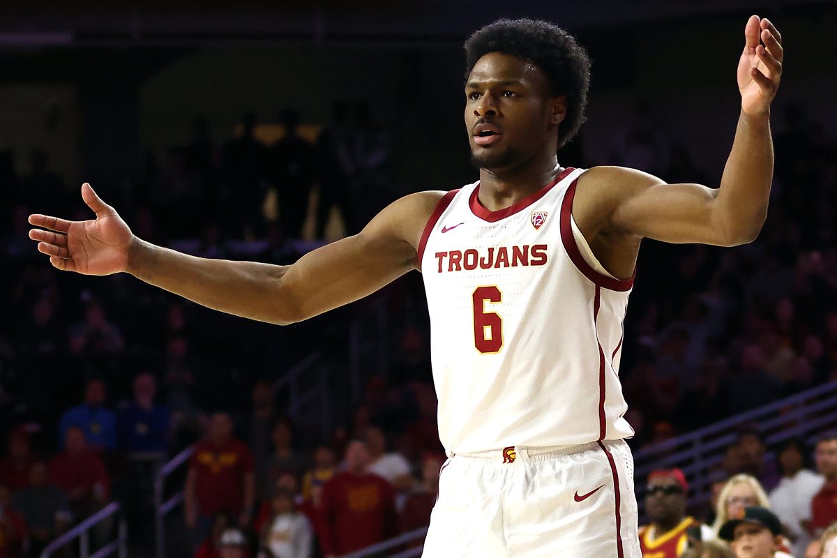 twitter-reacts-to-bronny-james’-usc-debut:-‘already-a-better-shooter-than-mj’