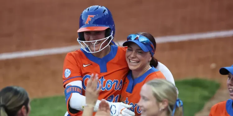 softball-faces-stetson-in-midweek-tilt-–-florida-gators