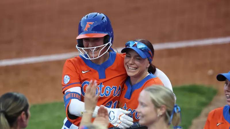 softball-faces-stetson-in-midweek-tilt-–-florida-gators
