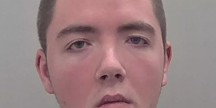medway-sex-offender-behind-bars-after-spending-time-with-kids-and-using-snapchat-–-kent-live