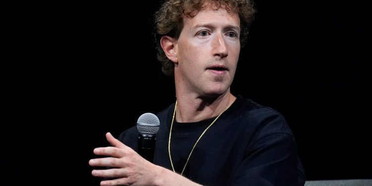 meta:-facebook-owner-could-be-forced-to-sell-off-instagram-and-whatsapp