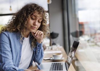 don’t-make-this-mistake-when-using-chatgpt-on-your-linkedin-profile-–-cnbc