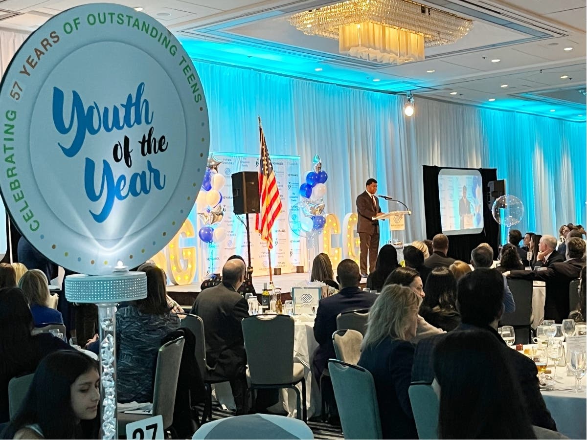 ‘youth-of-the-year’-honored-by-boys-&-girls-club-of-greenwich-–-patch