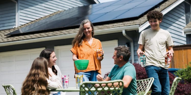 used-solar-panels-sold-on-facebook-and-ebay-have-cult-following-–-fortune