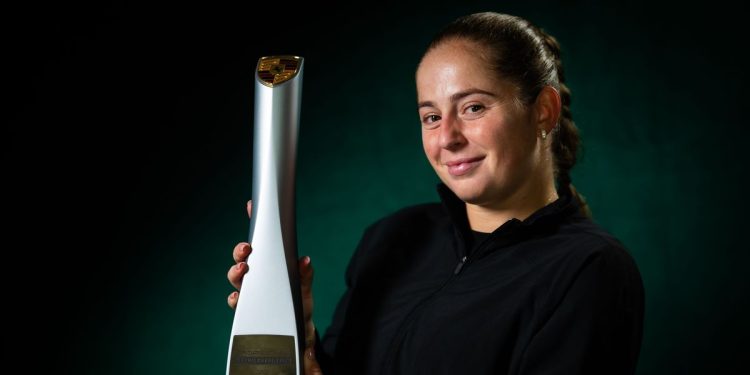 eight-years-later,-ostapenko-is-still-swinging-freely-and-winning-titles-–-wta