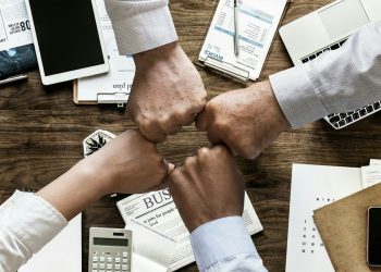 indian-consultant-fires-client-for-disrespecting-his-team,-earns-praise-on-linkedin-|-trending