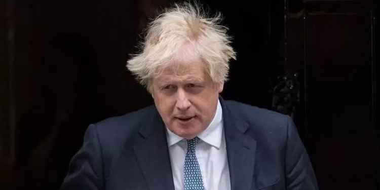 former-uk-prime-minister-blames-whatsapp-for-social-decline,-“collapse-of-civilisation