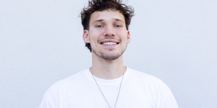 youtube-star-jesser-signs-with-caa-–-variety