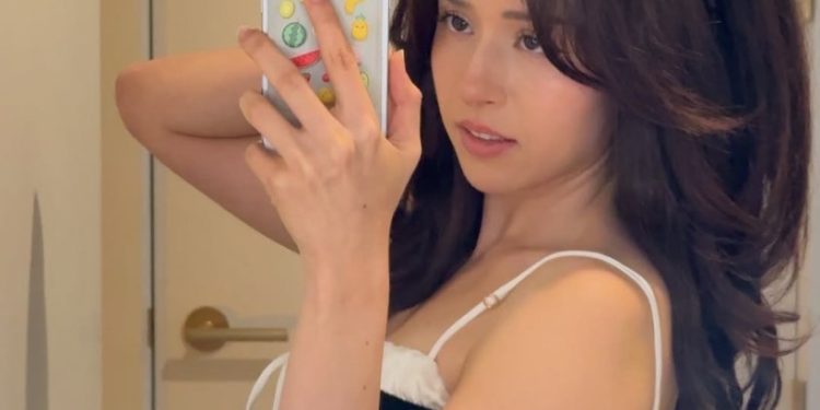 pokimane-accuses-former-twitch-safety-team-member-of-manipulating-women-using-fake-…