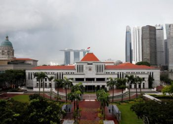 singapore-orders-foreigners’-facebook-posts-taken-down-under-new-election-rules