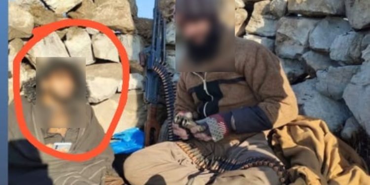 exclusive:-bengal-man-shares-photos-of-‘pakistani-bhaiya’-with-guns,-probe-on-–-india-today