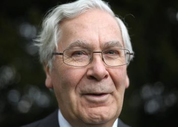 former-bank-boss-mervyn-king-in-debt-warning-|-this-is-money