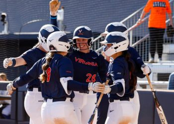 virginia-softball-|-no-25-hoos-even-series-at-no.-15-stanford-with-9-4-win