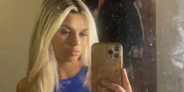 cruel-carer-posed-for-snapchat-selfie-as-unwitting-oap-sat-on-toilet