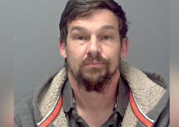 essex-police-officer-groomed-young-girls-on-snapchat-–-southend-echo