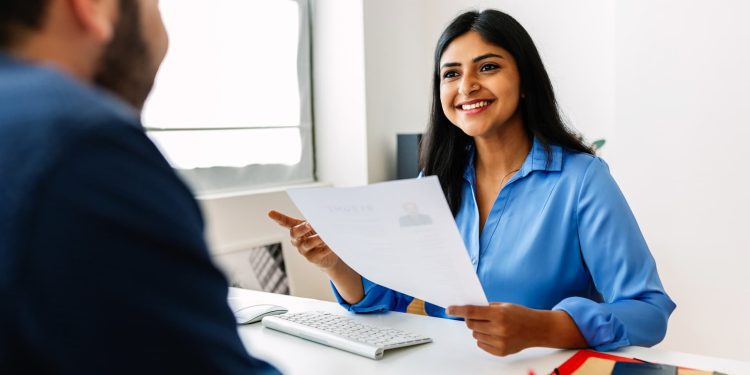 hiring-managers-are-increasingly-looking-for-ai-skills,-says-linkedin-coo-–-cnbc