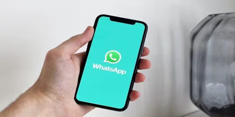 “got-call-from-saved-number”:-ex-un-official-on-scam-that-blocked-her-whatsapp