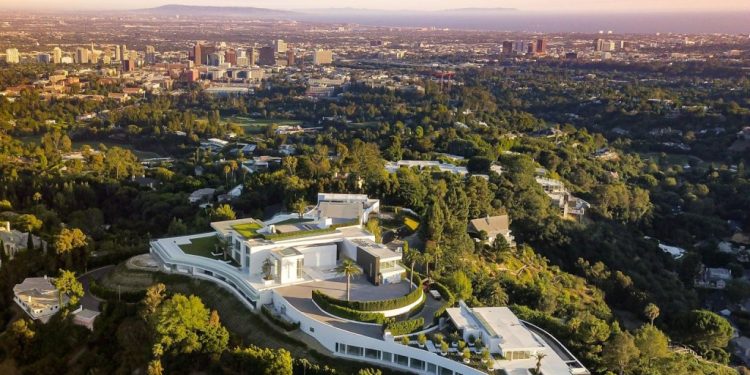 prices-spike-in-brentwood,-west-hollywood,-and-santa-monica-amid-post-fire-housing-rush