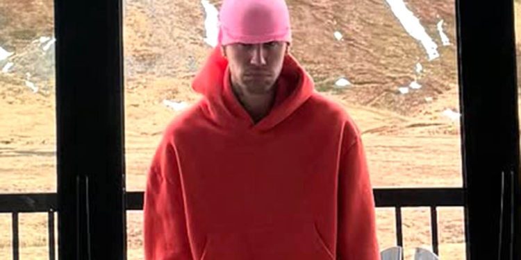 justin-bieber-appears-to-smoke-a-bong-in-new-instagram-photos-as-fans-express-concern-for-him