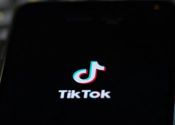 tiktok’s-desktop-overhaul-takes-aim-at-youtube-with-major-feature-boost-–-9meters