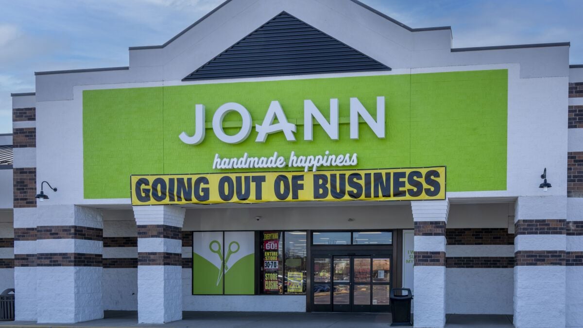joann-fabrics-scammers-are-advertising-on-facebook-and-pinterest-–-mashable