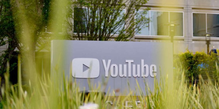 ‘joining-wave-against-jewish-traditions’:-rabbi-protests-youtube’s-circumcision-video-ban