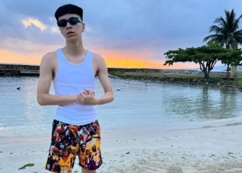 fans-react-as-twitch-streamer-ray-reveals-his-plans-of-starting-his-own-noodle-brand-in-the-us