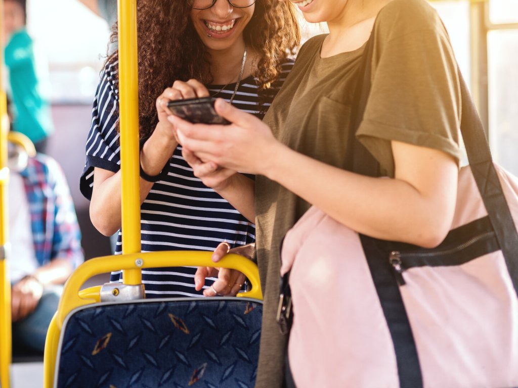 snapchat’s-‘snap-map’-could-influence-how-teens-use-other-social-media-–-sheknows