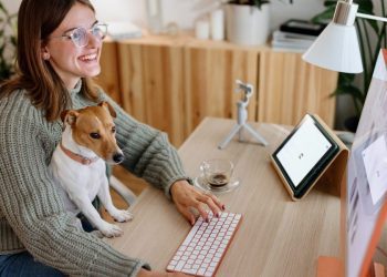 almost-40%-of-gen-z-and-millennial-workers-will-take-a-pay-cut-for-remote-or-hybrid-work-…