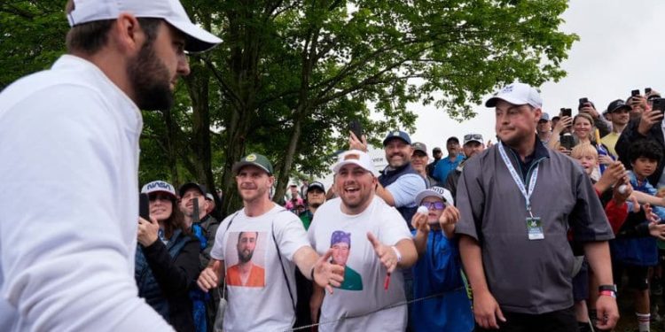 scottie-scheffler’s-craziest-day-at-the-pga-championship:-handcuffs,-jail,-no-appetite-and-a-66
