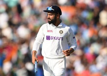 reactions-aplenty-as-virat-kohli-departs-test-cricket