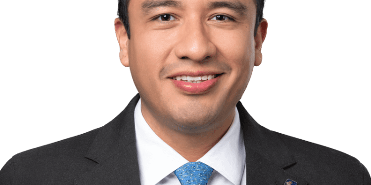 eduardo-medina-cortina-honored-with-banamex-economics-prize-–-cornerstone-research