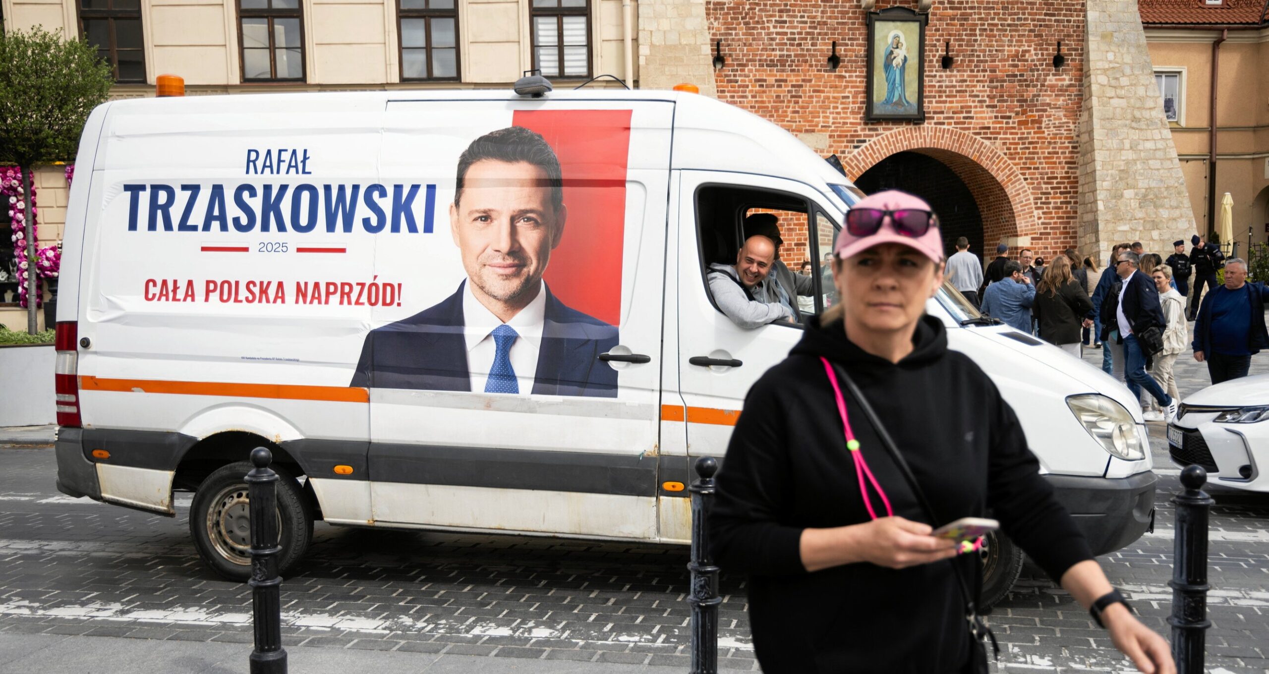 poland-identifies-foreign-funded-political-facebook-ads-ahead-of-presidential-election