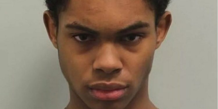 murderer-scrolled-snapchat-behind-bars-with-‘fearsome’-knife-in-his-trousers-–-manchester-…