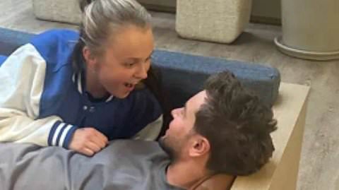 jojo-siwa-finally-reunites-with-chris-hughes-after-he-jets-to-mexico-ahead-of-her-birthday