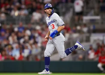 dodgers’-chris-taylor-doesn’t-have-locker-in-clubhouse