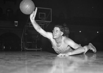 youtube-gold:-george-mikan-–-duke-basketball-report