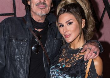 brittany-furlan-breaks-silence-on-tommy-lee-breakup-rumors-–-e!-news