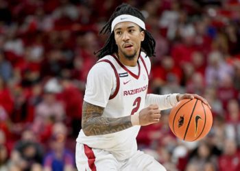 former-arkansas-standout-boogie-fland-commits-to-florida-–-limaohio.com