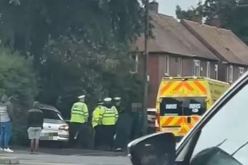 ‘drug-driver’-ploughs-into-hedge-off-manchester-road-–-yahoo-news-uk