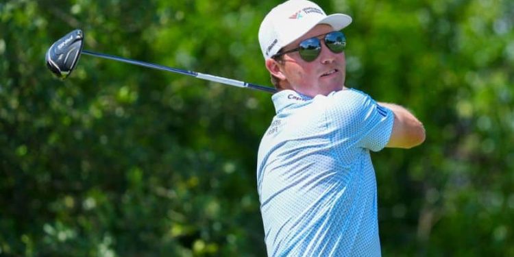 ben-griffin,-matti-schmid-share-colonial-lead-with-fowler-stalking,-scheffler-10-shots-back