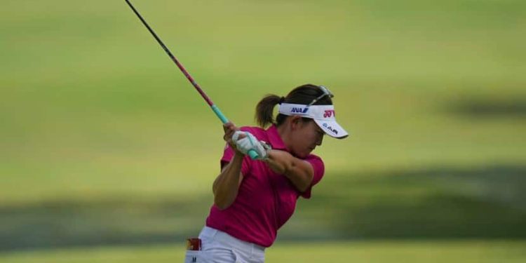 chisato-iwai-wins-mexico-riviera-maya-open-by-6-shots-for-first-lpga-title