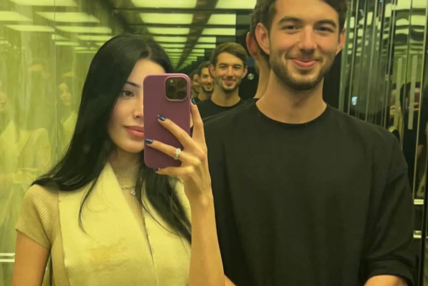 pregnant-youtuber-wizard-liz-accuses-fiance-landon-nickerson-of-cheating-–-people.com